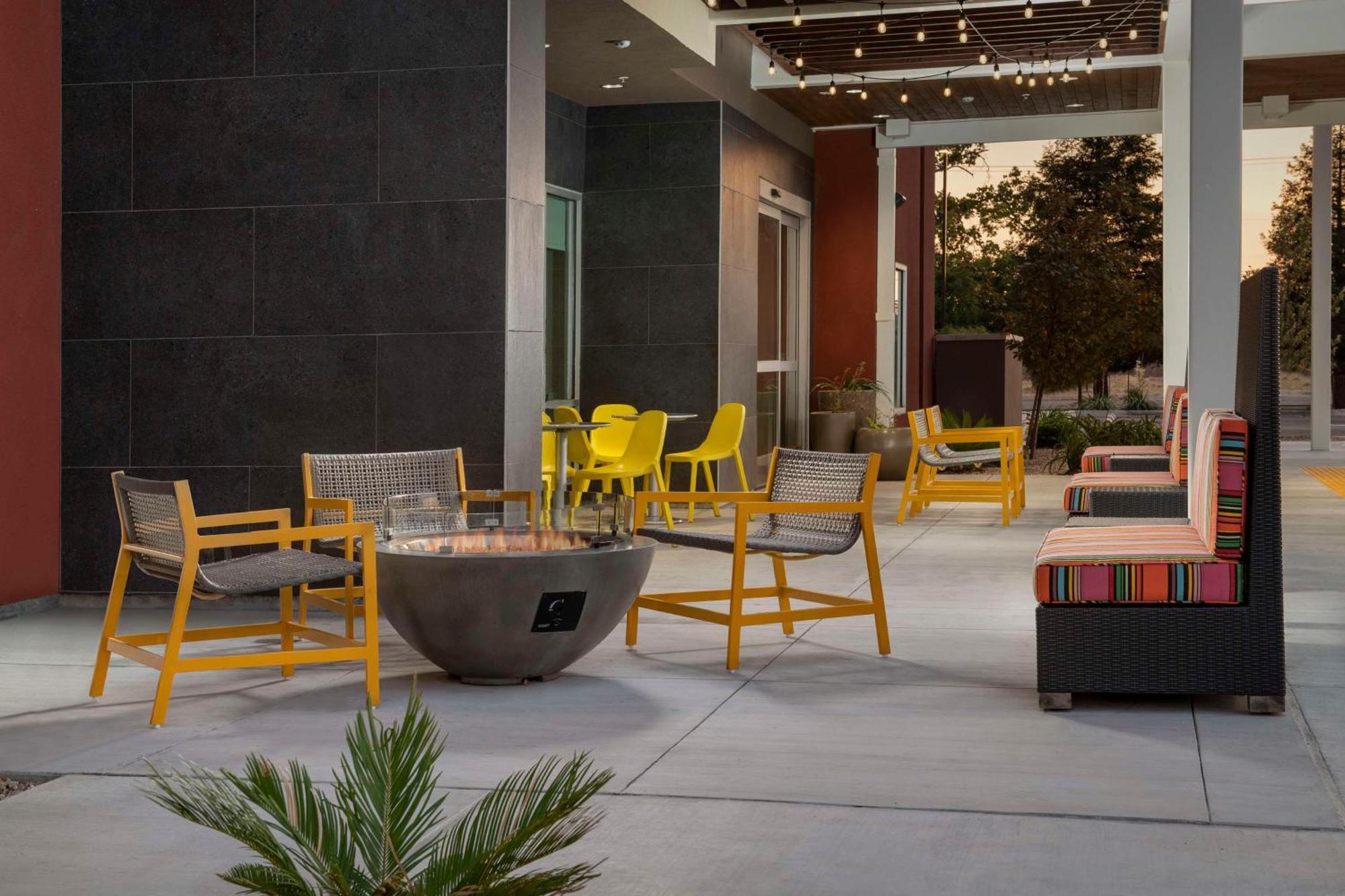 Home2 Suites By Hilton Clovis Fresno Airport Экстерьер фото
